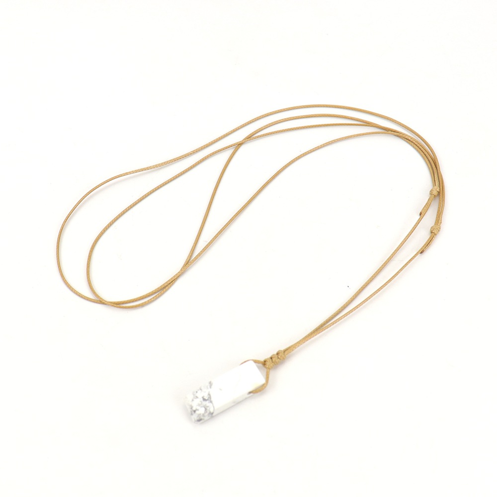 Brown braid   white pine