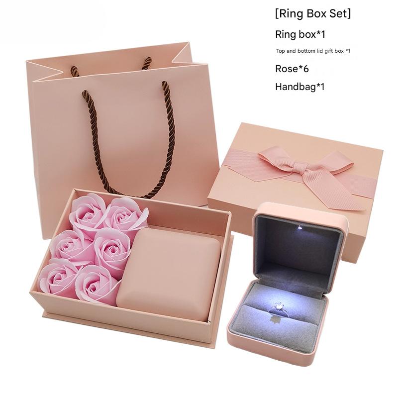 2:ring box set 7.5*7.5*4.2cm