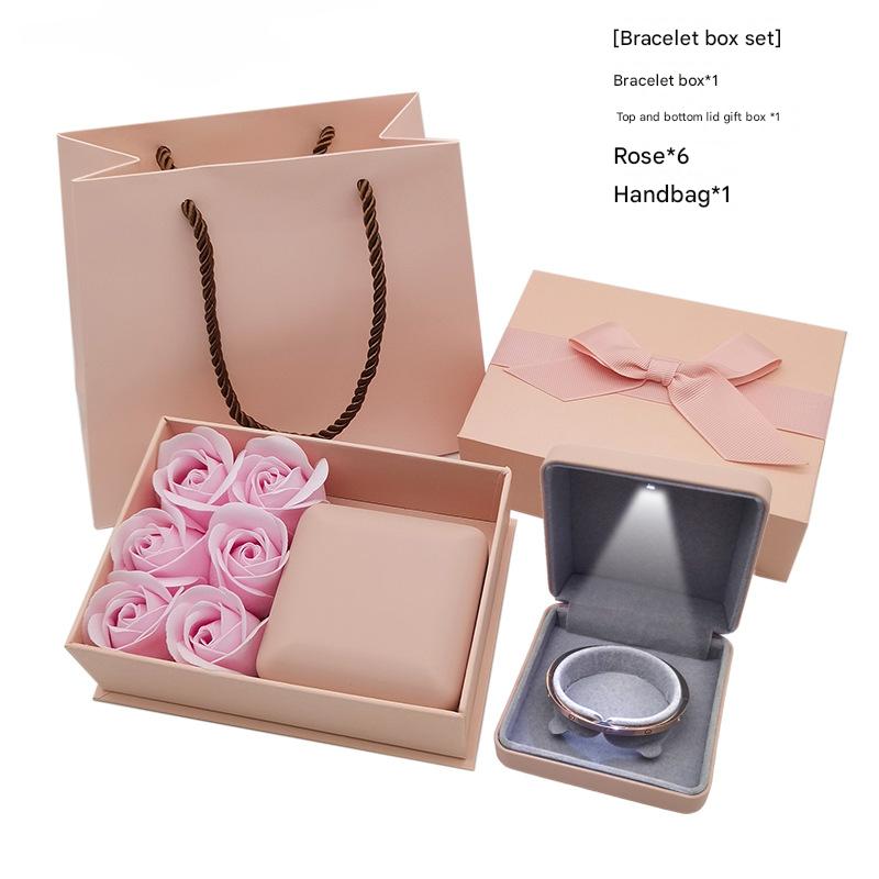 4:Bracelet box set 9*9*4cm