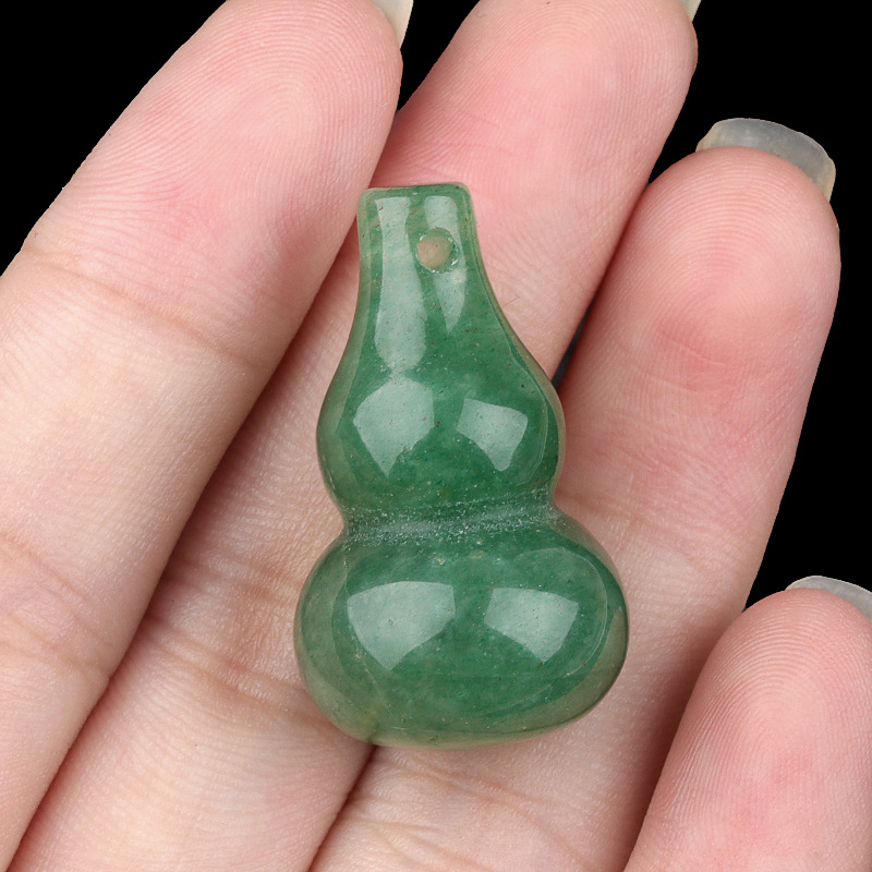 Green aventurine (with holes)