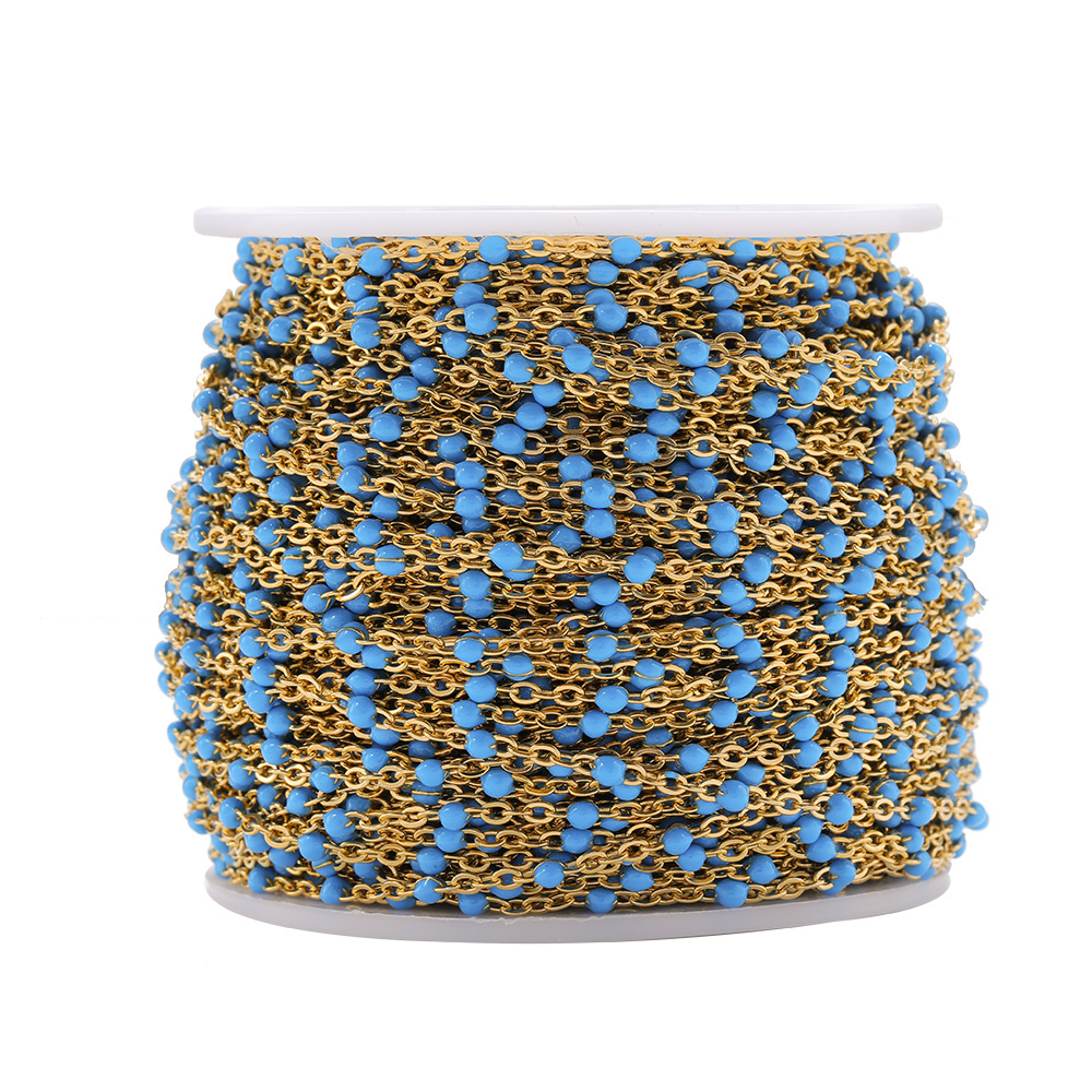 2:Blue and gold chain