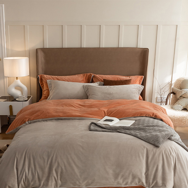 Beige brick red [high-density short plush]