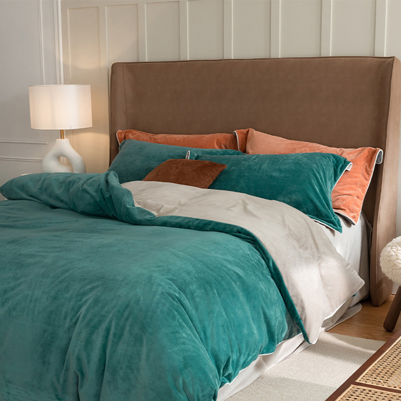 Emerald beige [high density short plush]