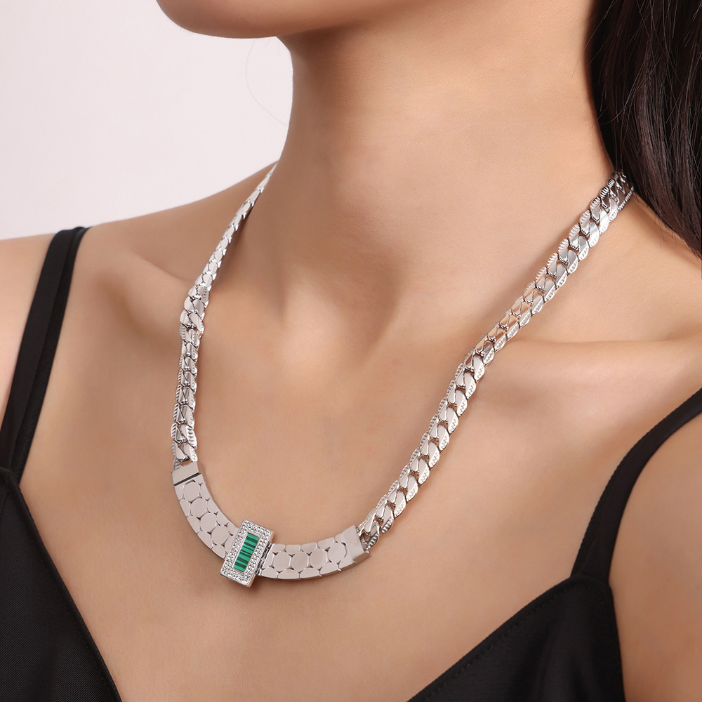 8:P284-silver malachite necklace-50   5cm