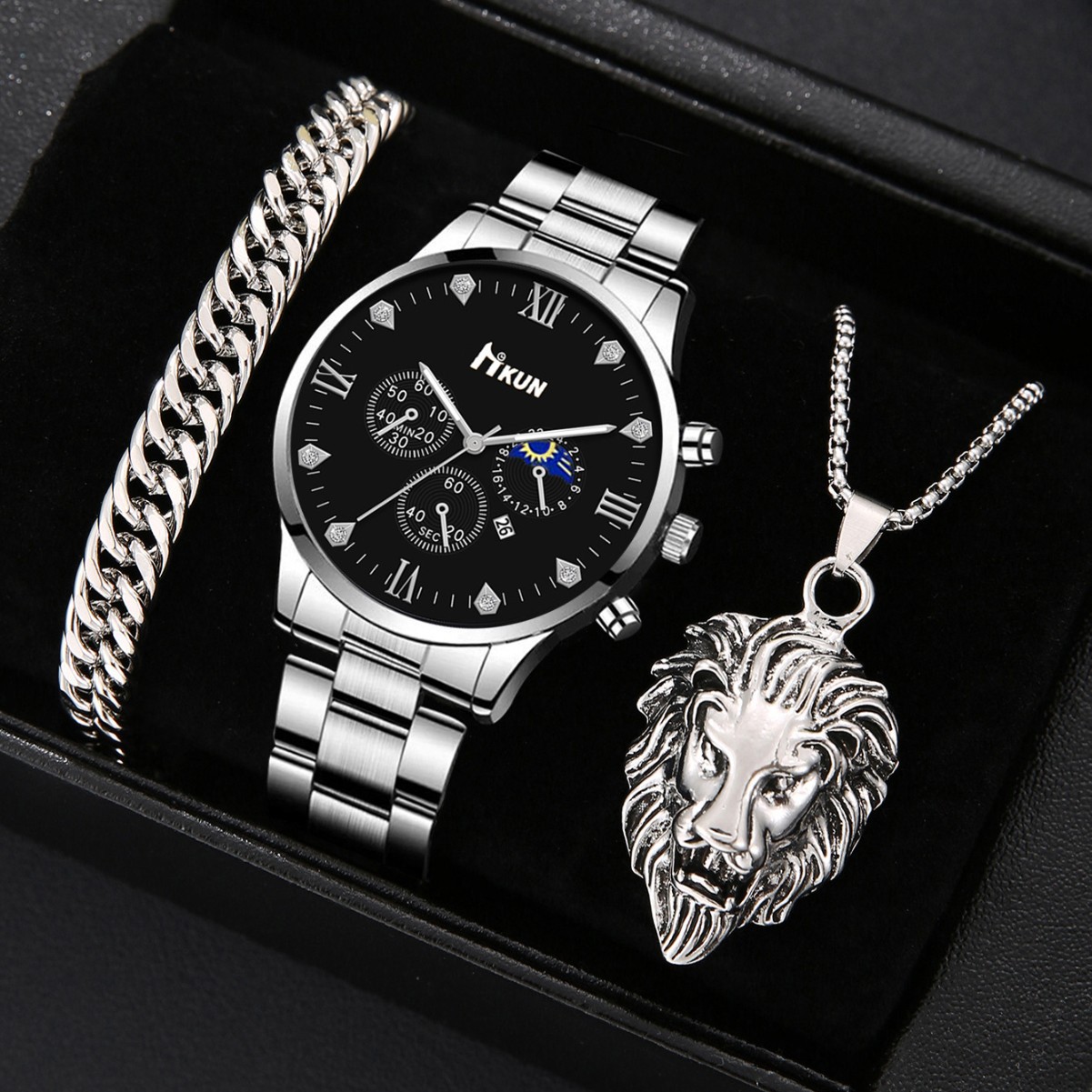 4:银色狮子套装