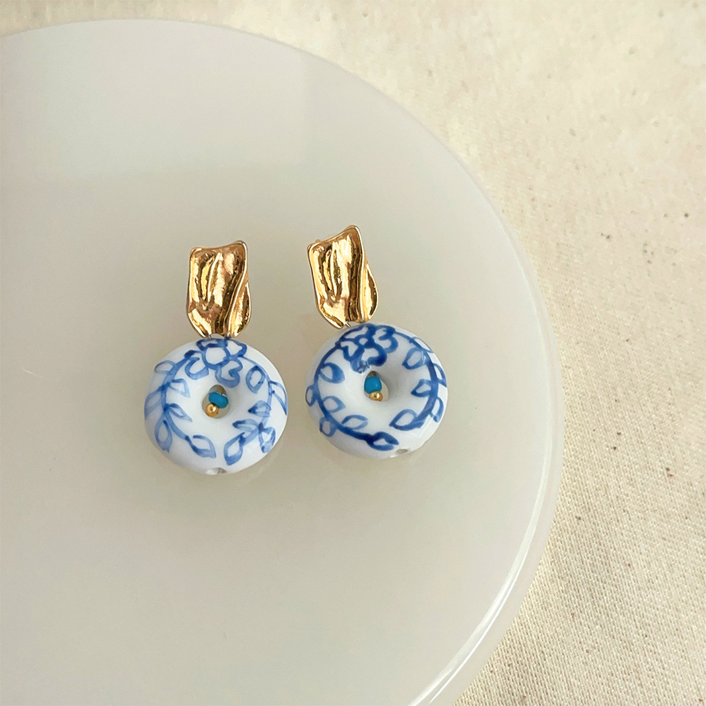 11:4199 blue and blue hand-painted ceramic earrings