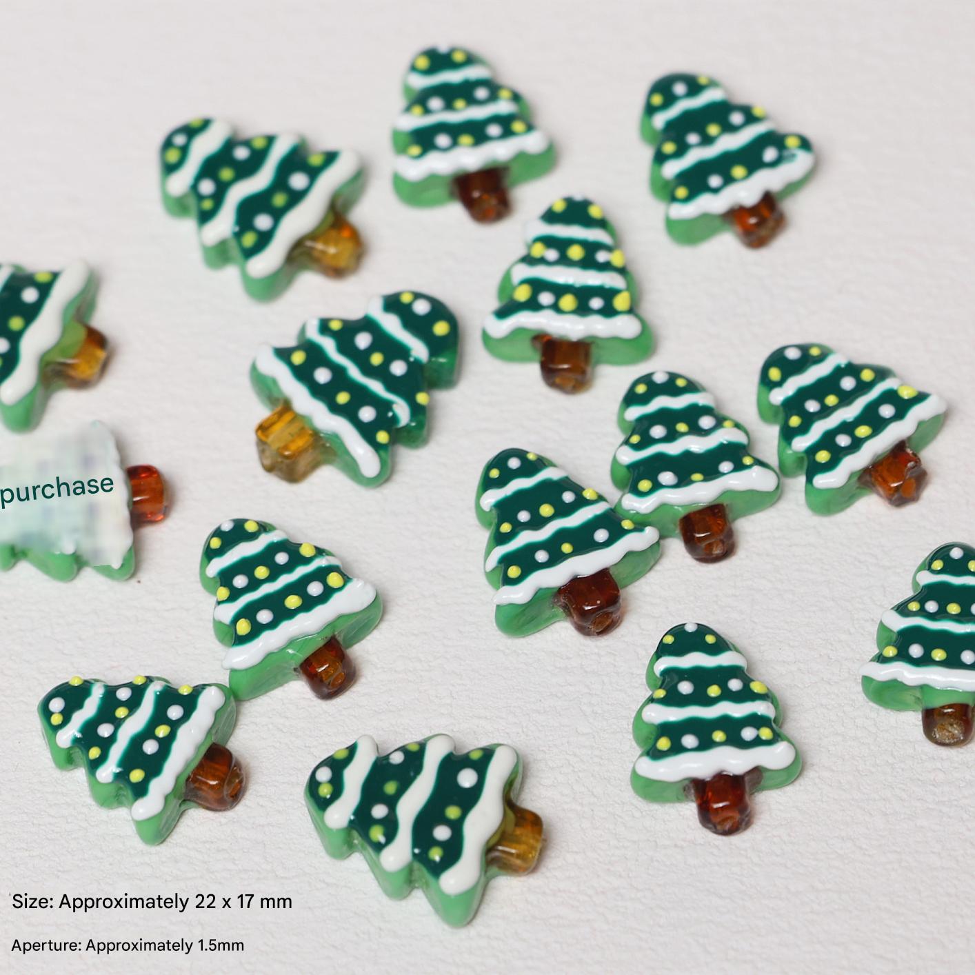 8:Snow christmas tree