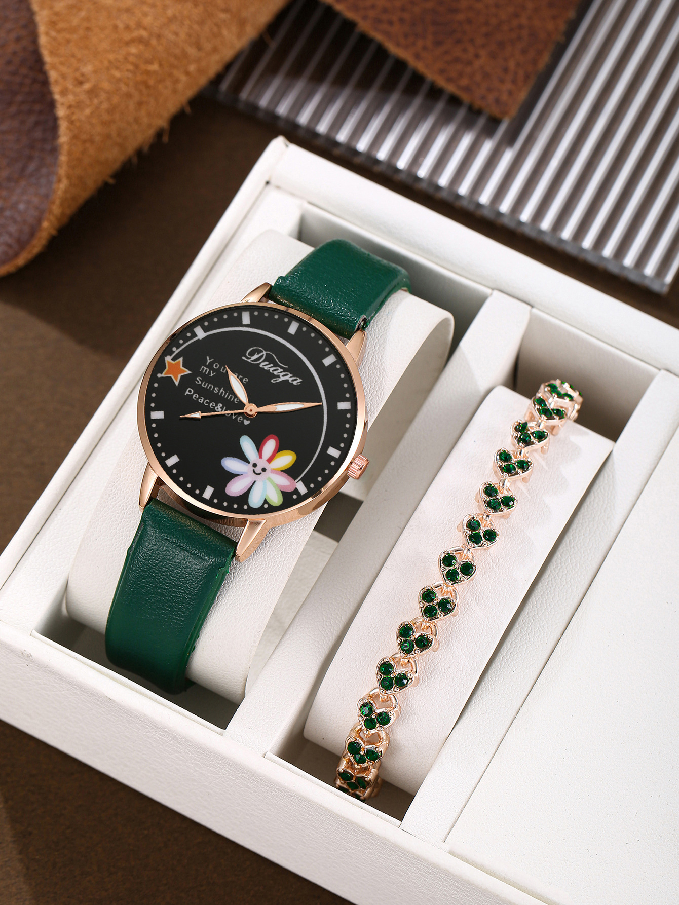 8:Green Heart Bracelet set