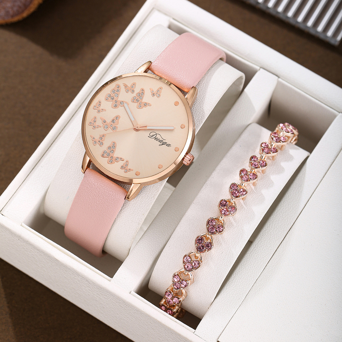 5:Pink heart-shaped bracelet set