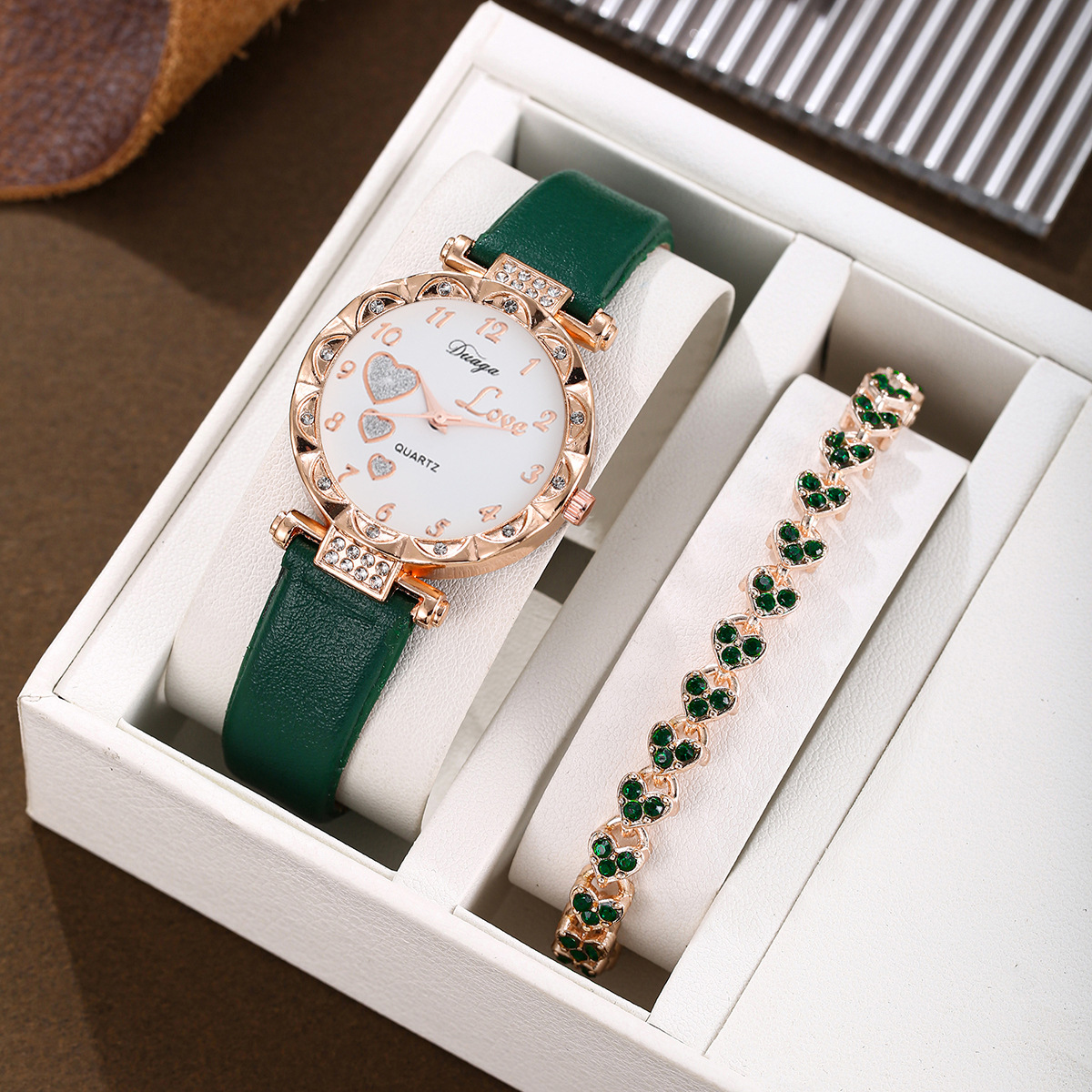 8:Green single heart-shaped bracelet set