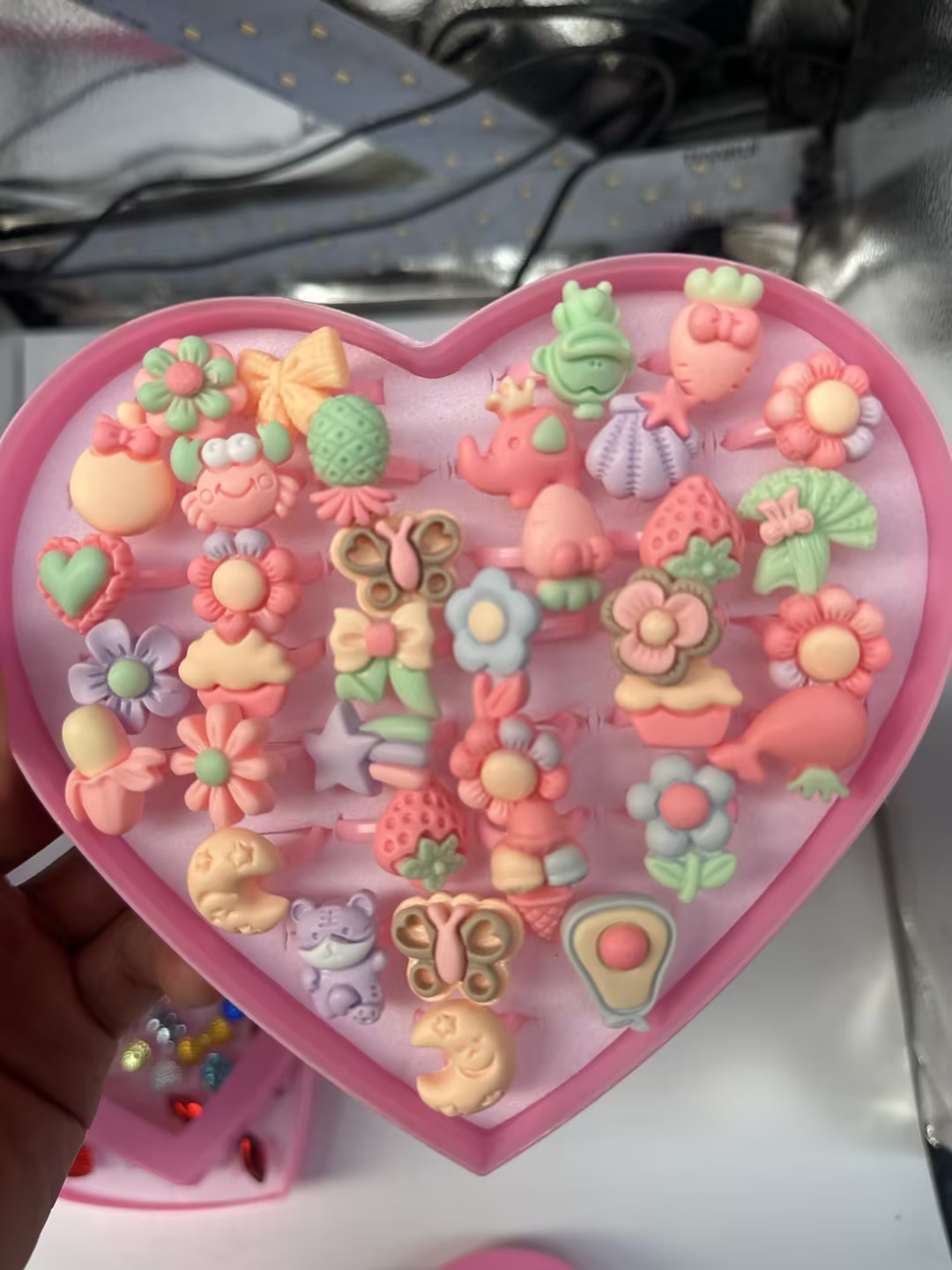 2:Style 2There are 36 in a box