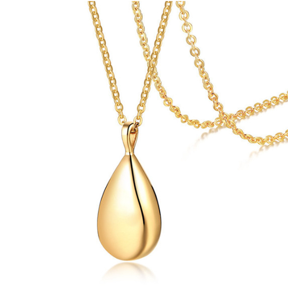 6:Gold Necklace (pendant and necklace chain)