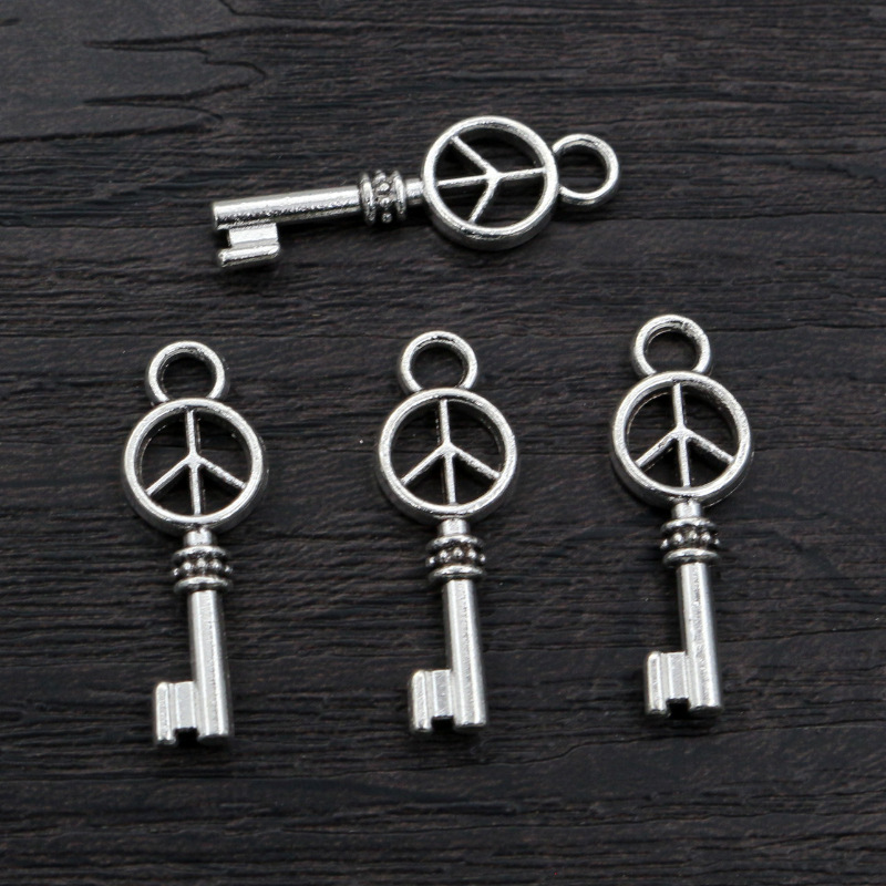 antique silver color