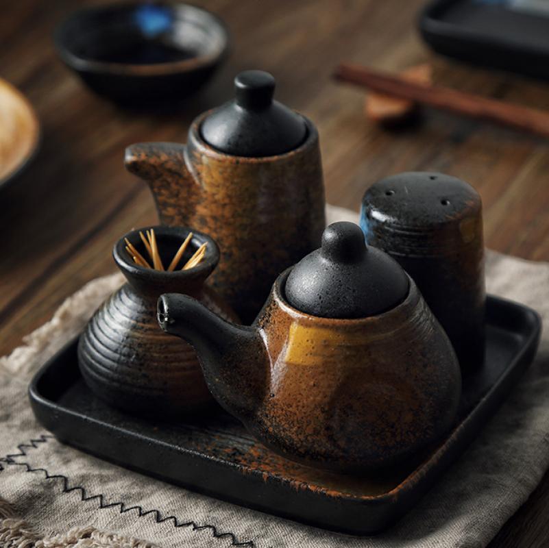 Five-piece condiment bottle set