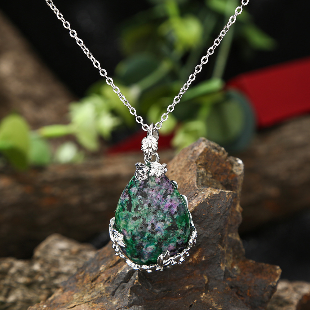 Red and green treasure