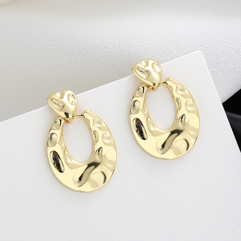 4:Water Drop Rock Earrings (Gold)