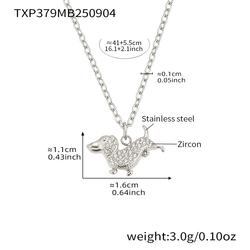 2:Steel-colored necklace