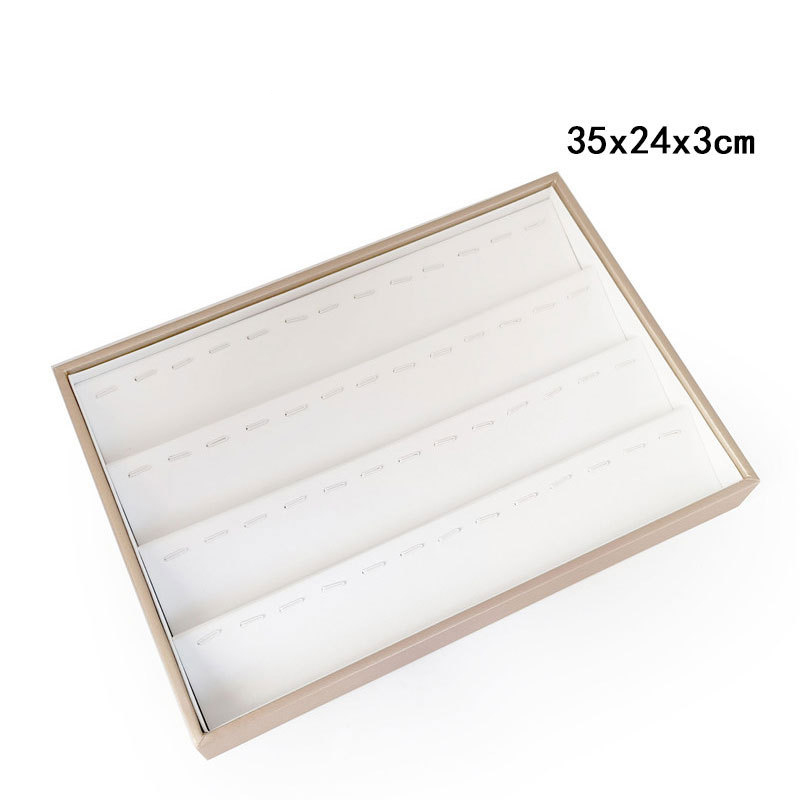 11:Fourth-order pendant plate