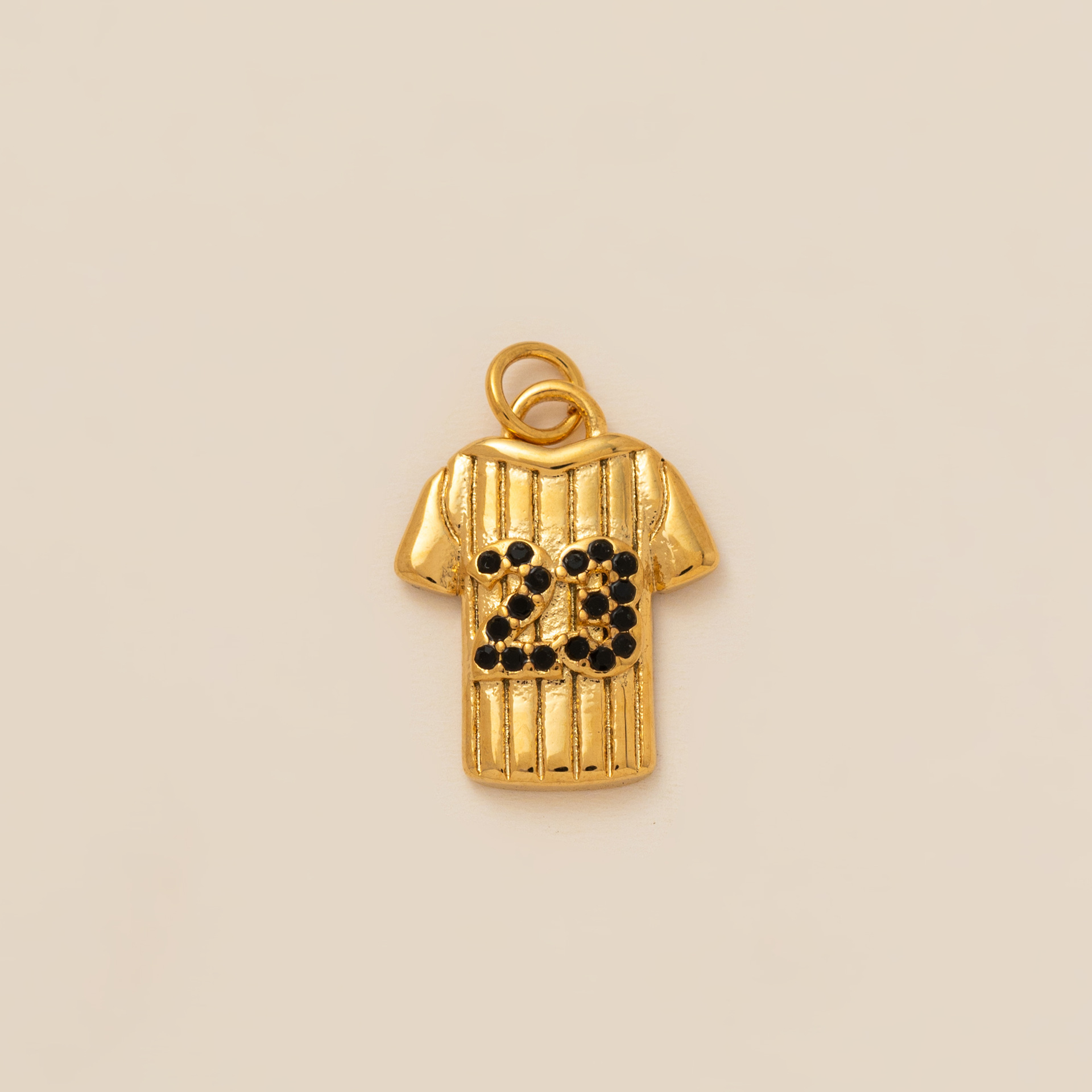 9:Jersey pendant
