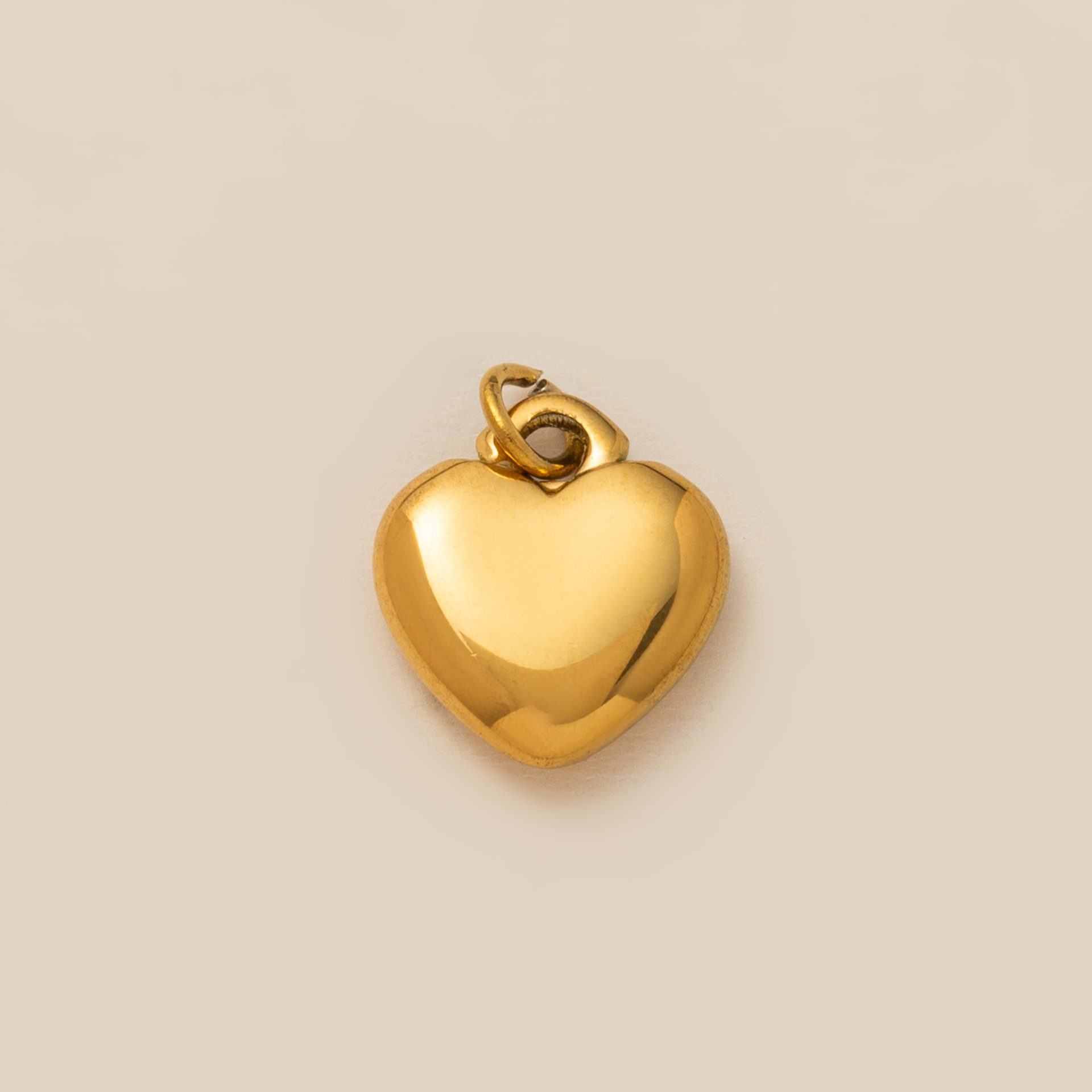 9:Love pendant