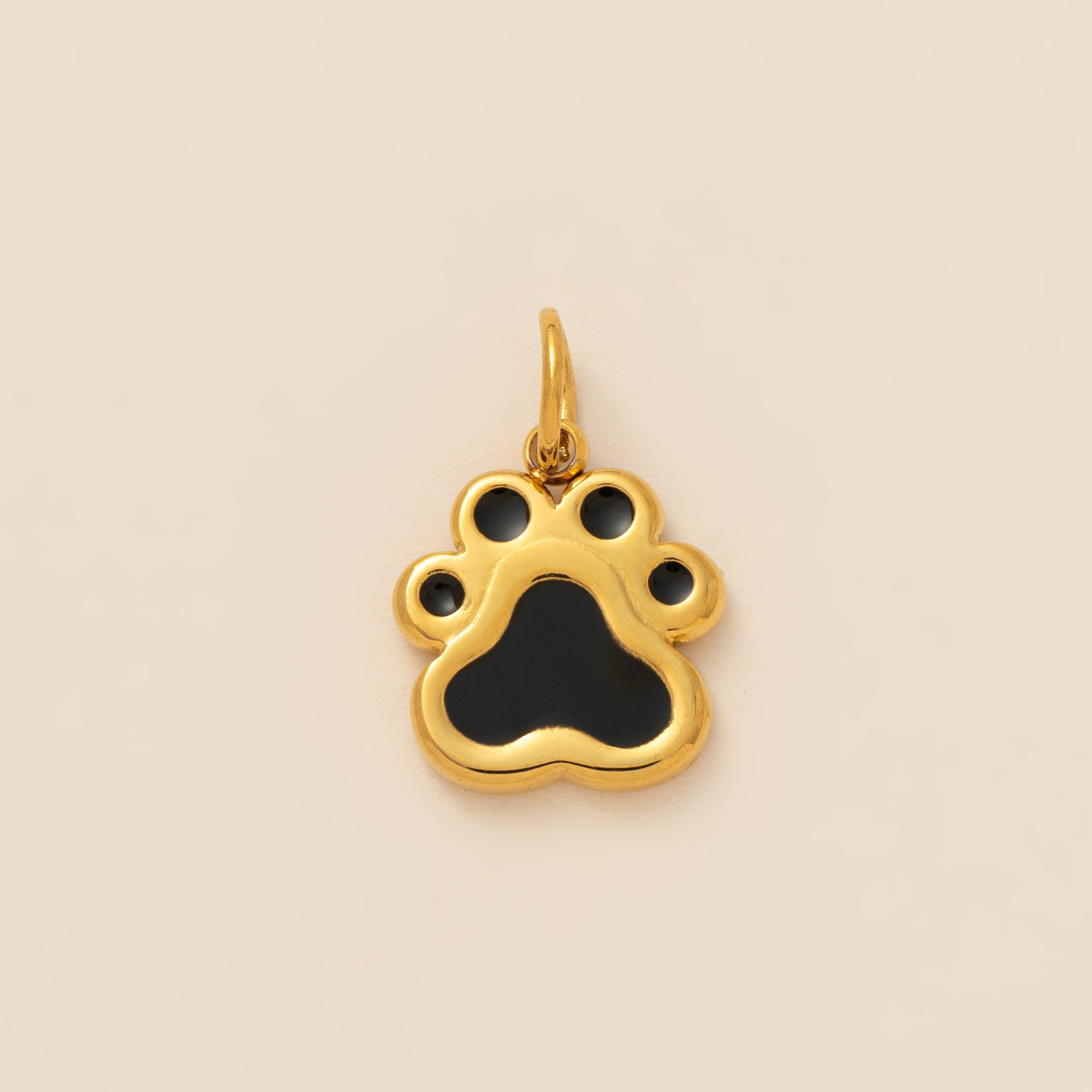11:Bear paw pendant