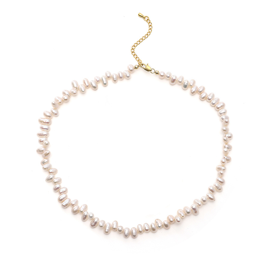 1:Misplaced natural pearl necklace (no. 12)