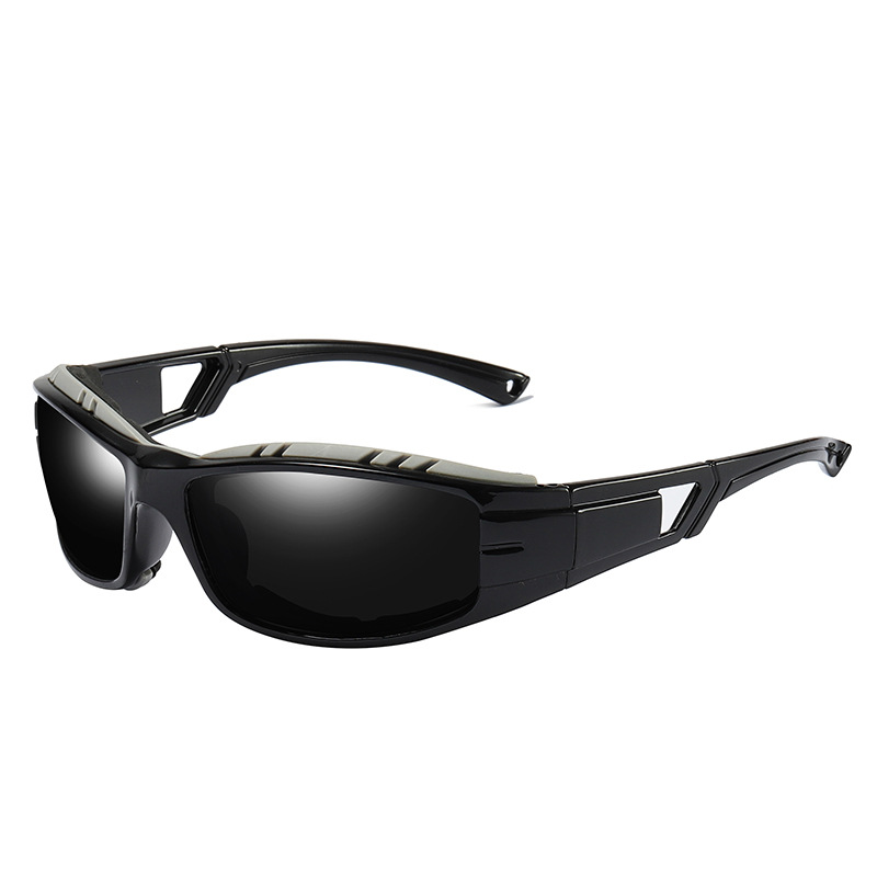 Black frame gray sheet