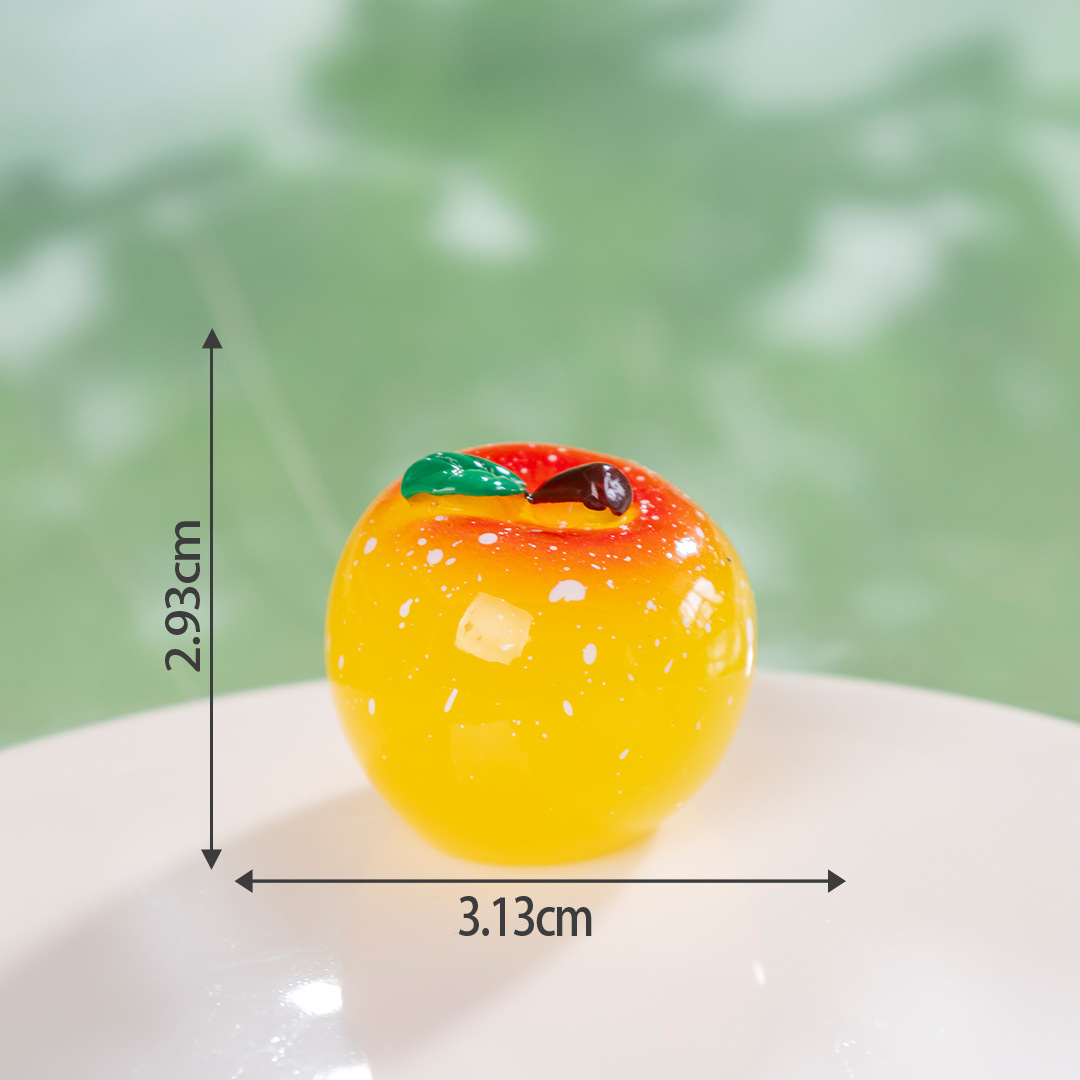 10:Whole yellow apple