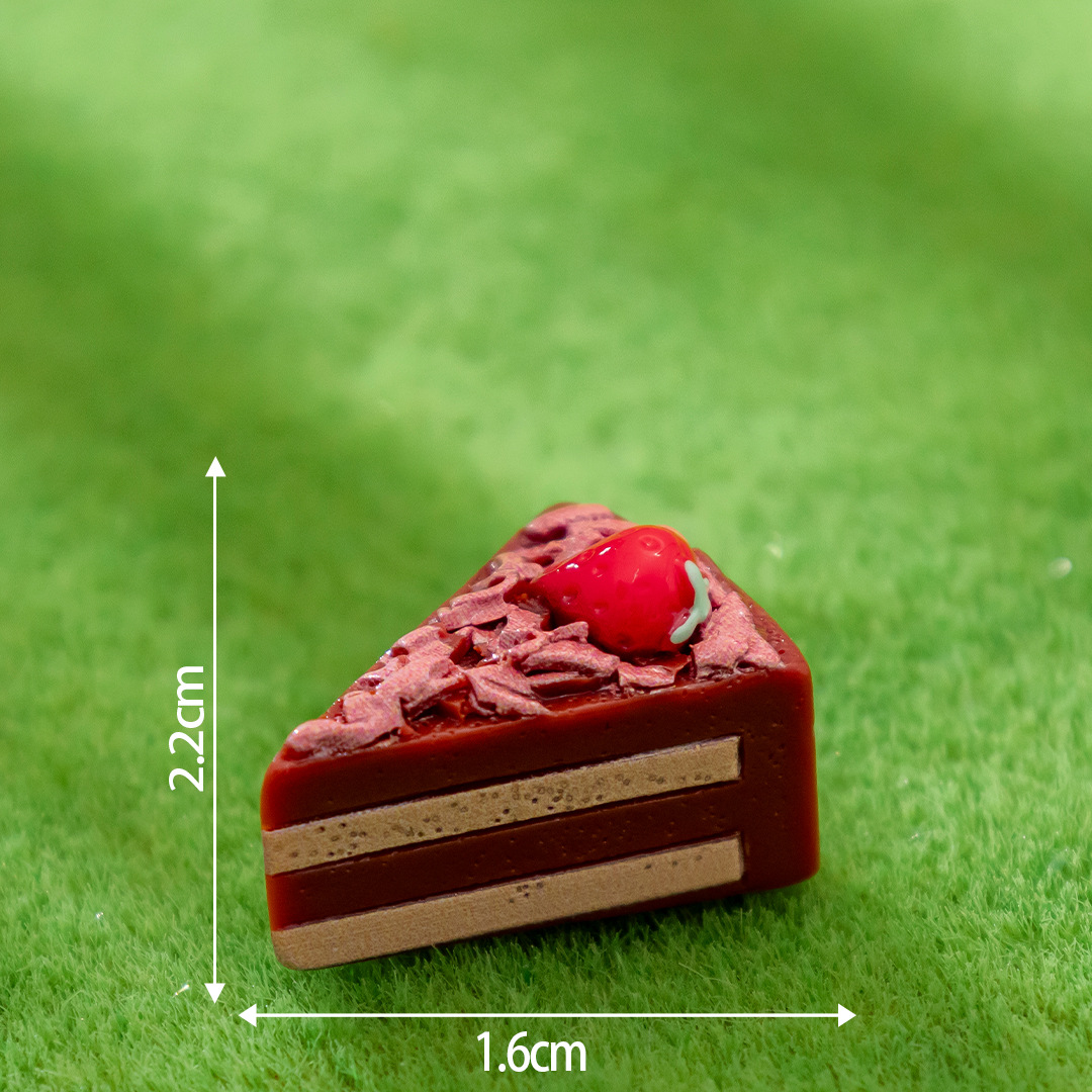 6:Glossy-red strawberry cake