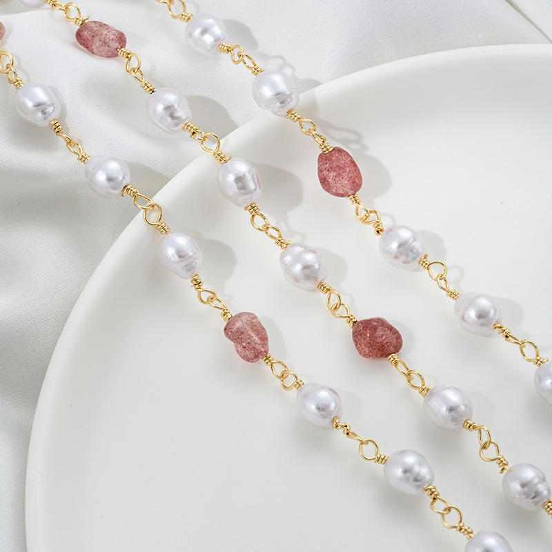 2:Strawberry crystal imitation pearl chain half meter