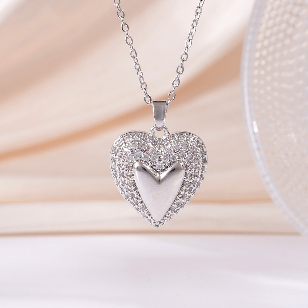 4:Love silver a446