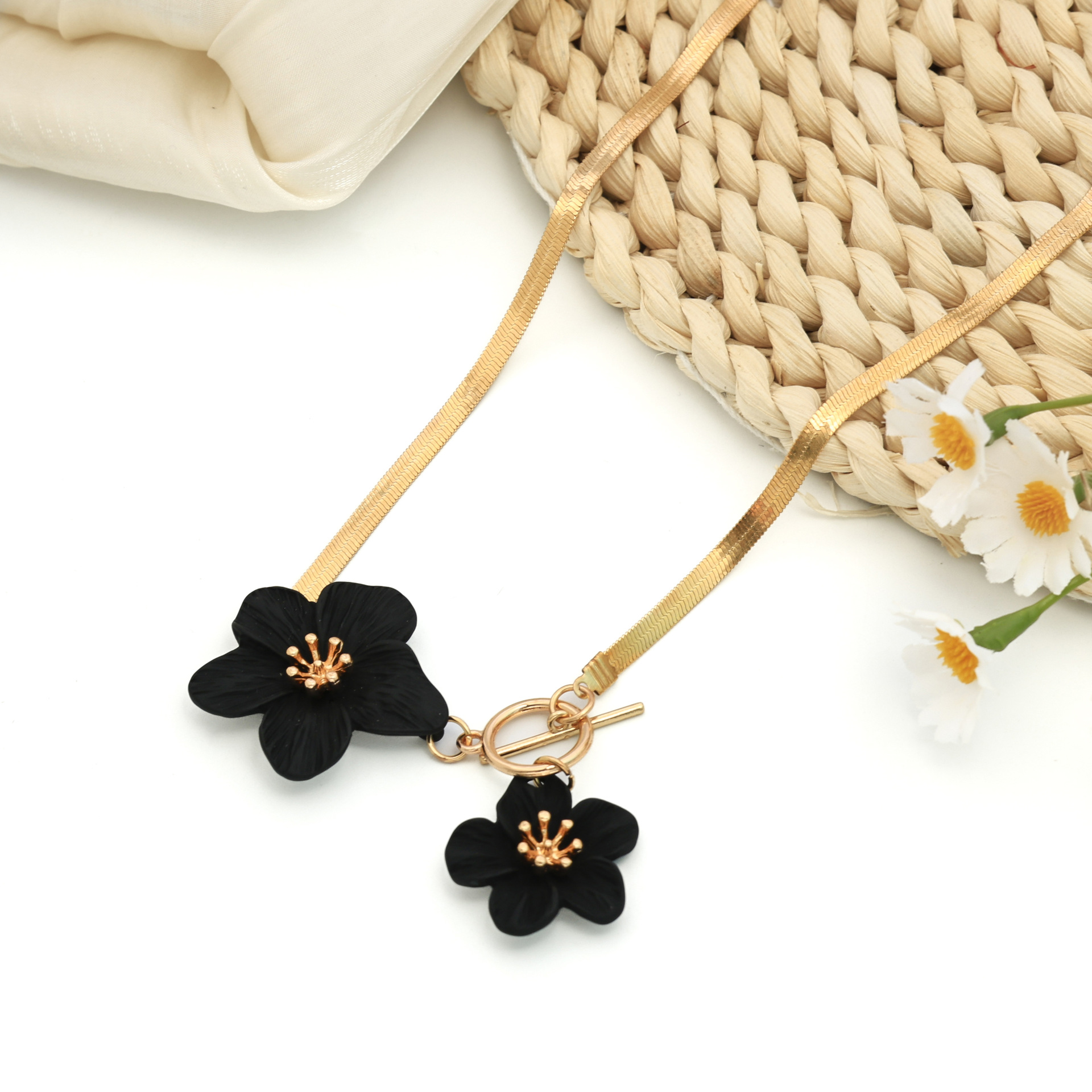 6:Black flower necklace