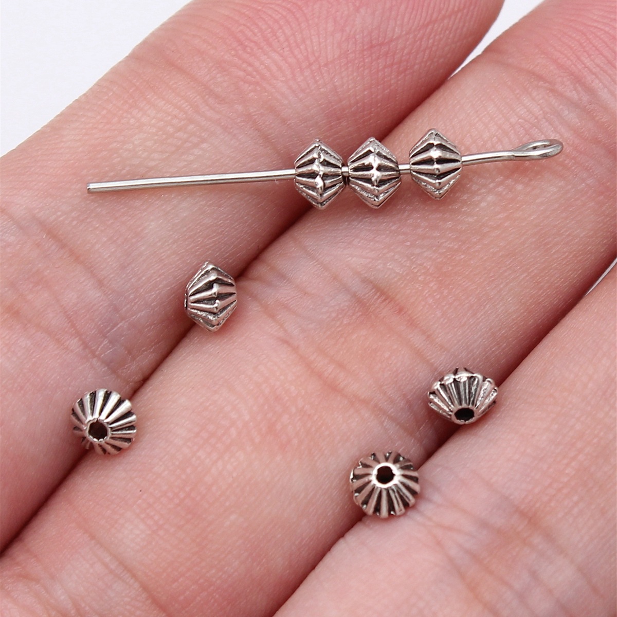 1 couleur argent antique