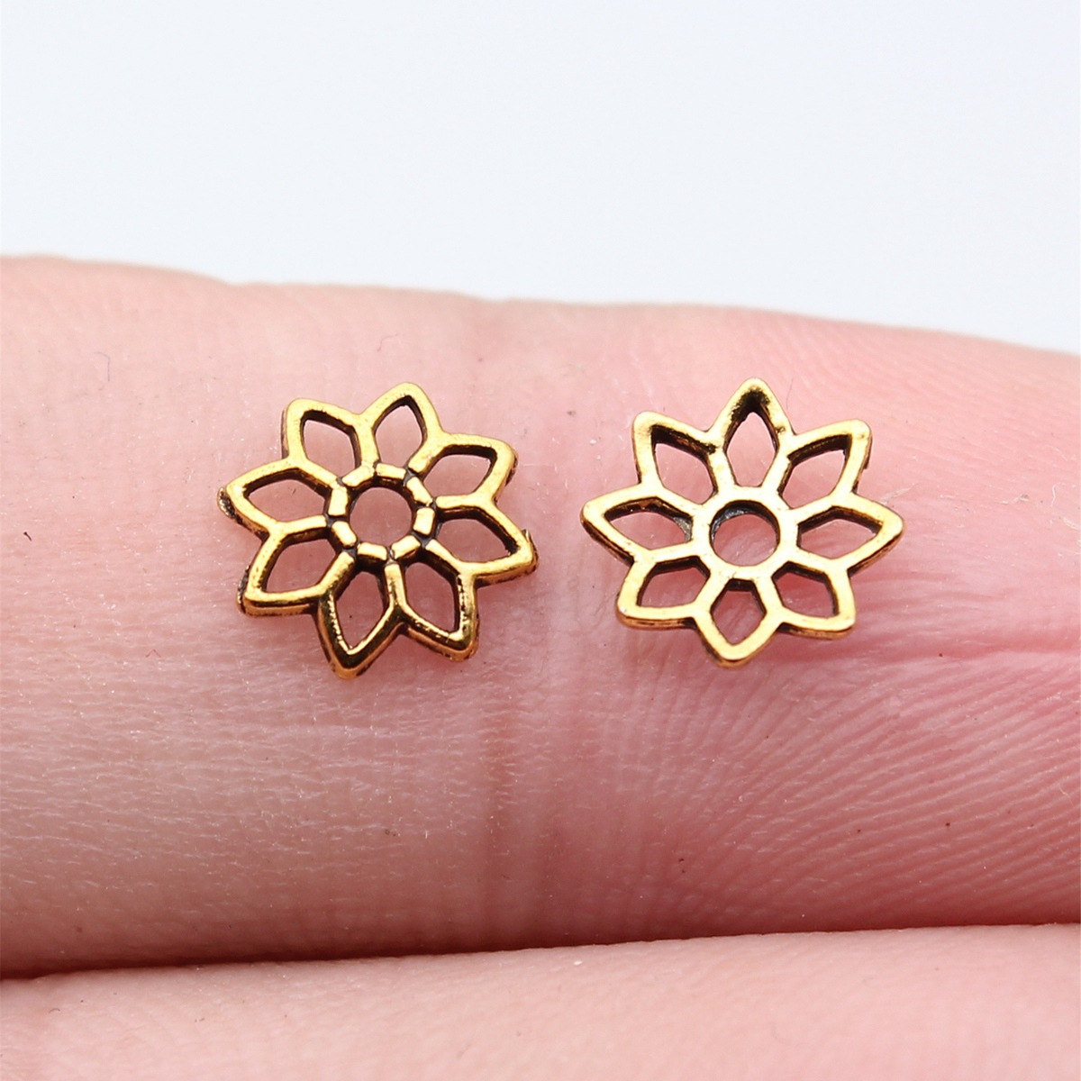 6 couleur or antique