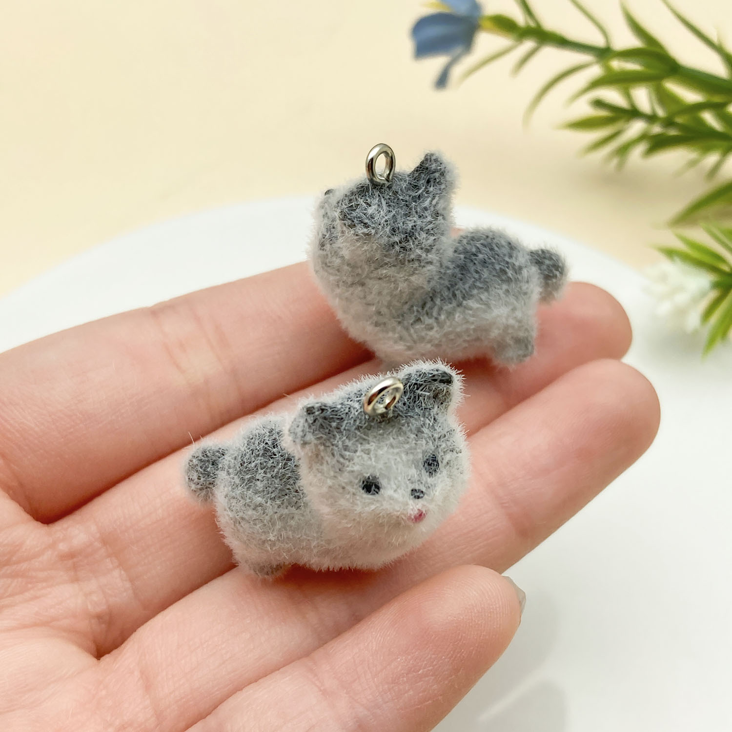 9:23135-1 black and gray resin flocking animal puppy border collie 27x25mm-3.9g