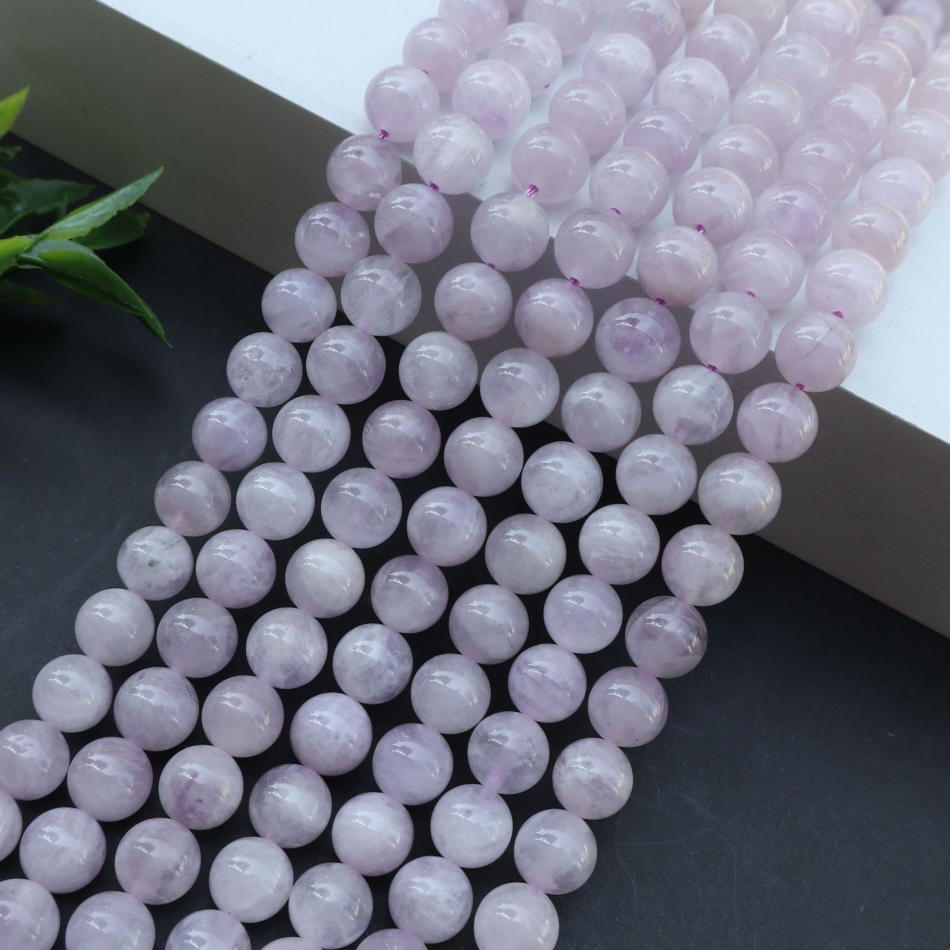 Natural lavender purple jade 8mm(about 46 pieces)