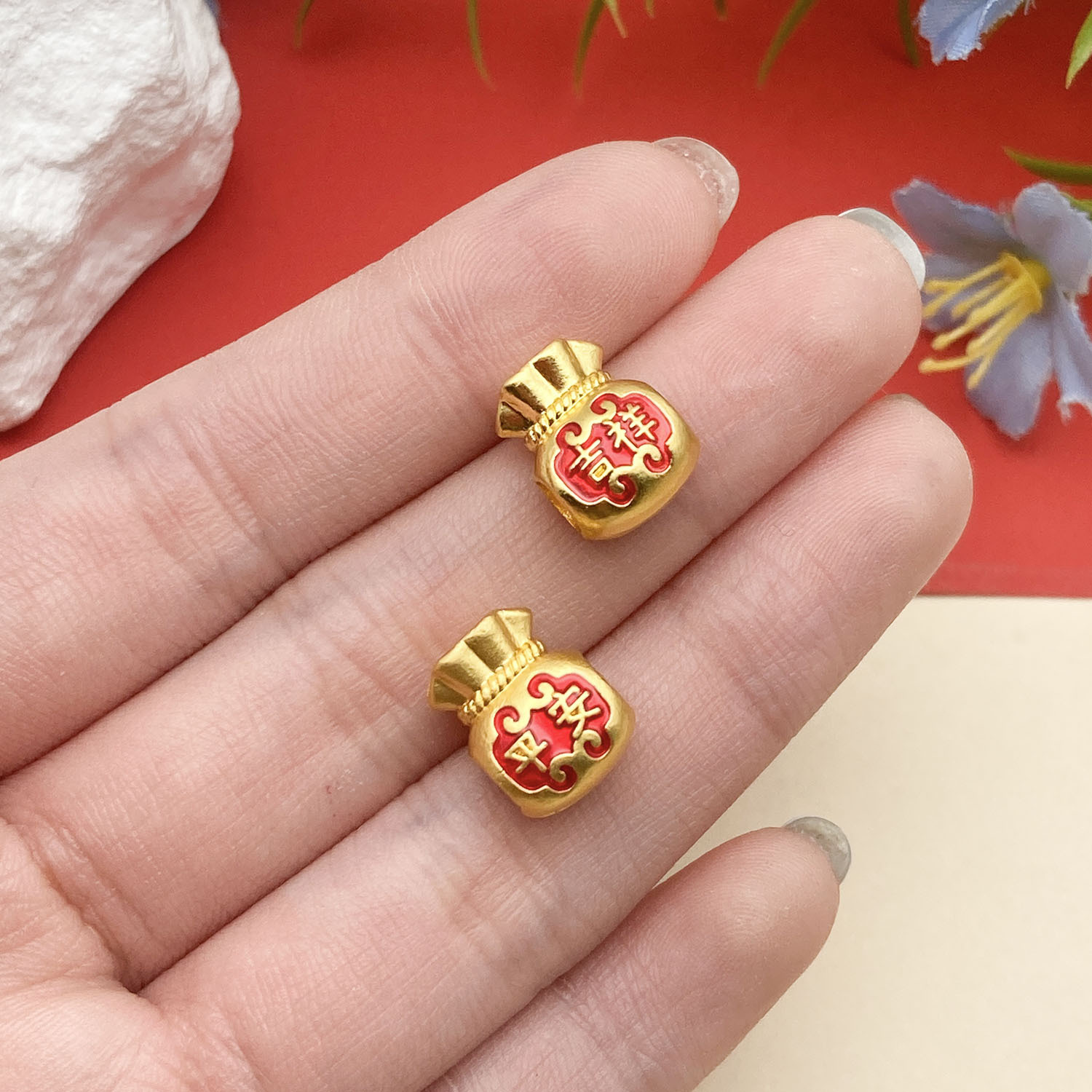 10:22688-1 12x10mm-2.25g-hole 4 red dripping oil ancient gold matte gold double-sided horizontal hole safe money bag large hole spacer beads