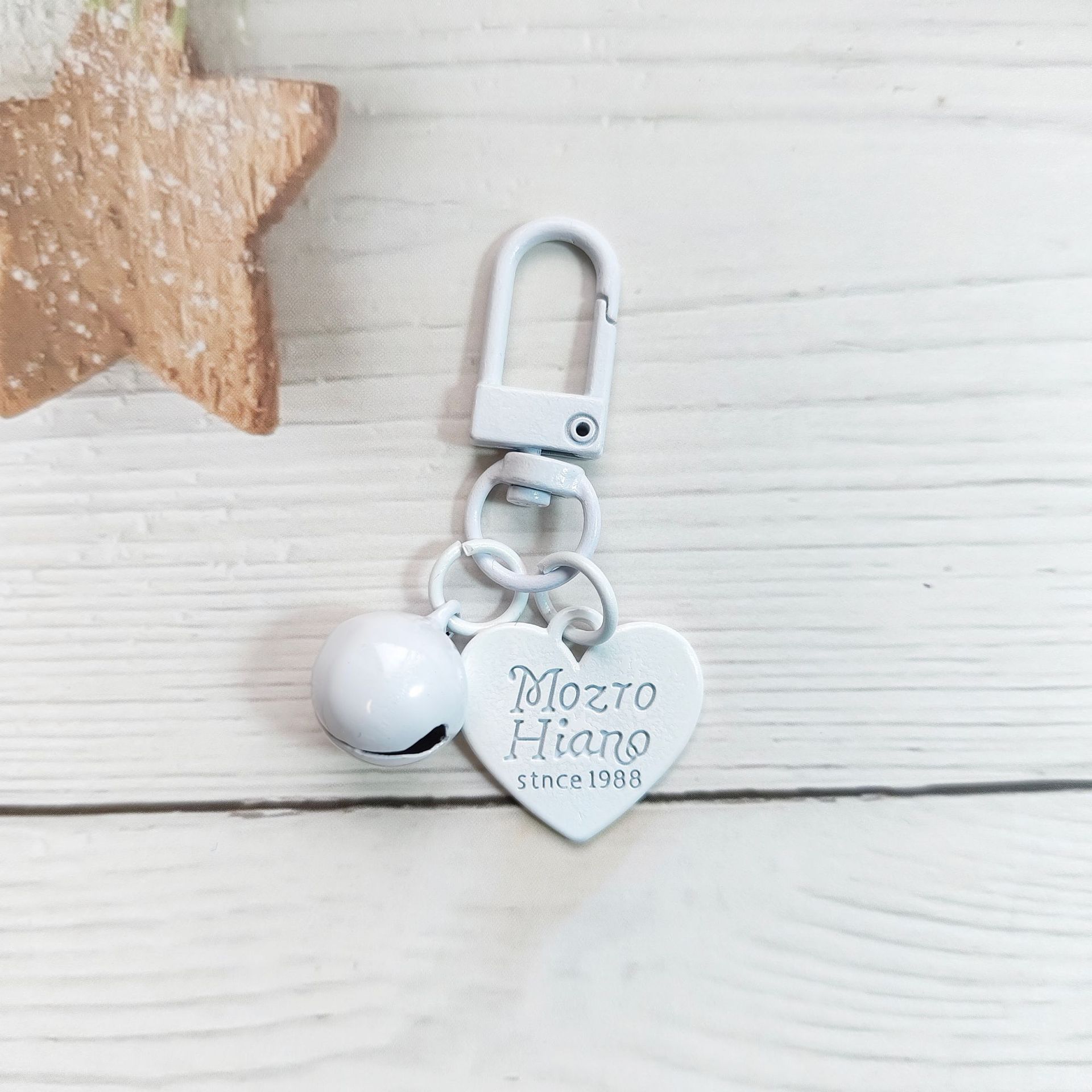 20:White 14mm bell   alloy love piece