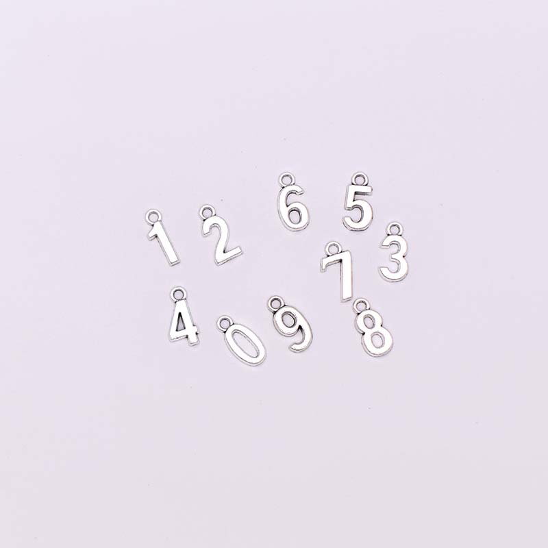 2:couleur argent antique