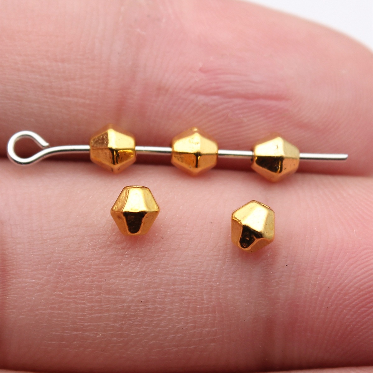 3:dath an óir antique