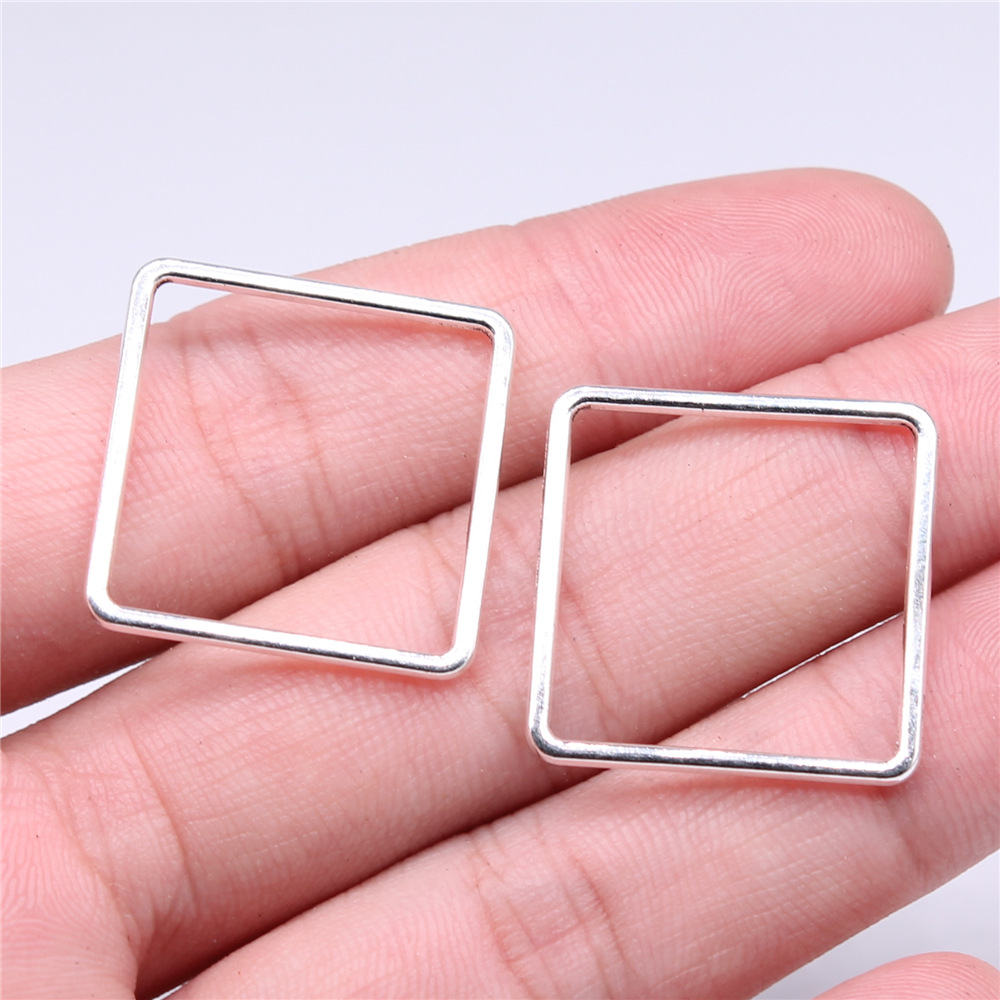 1:couleur argent antique