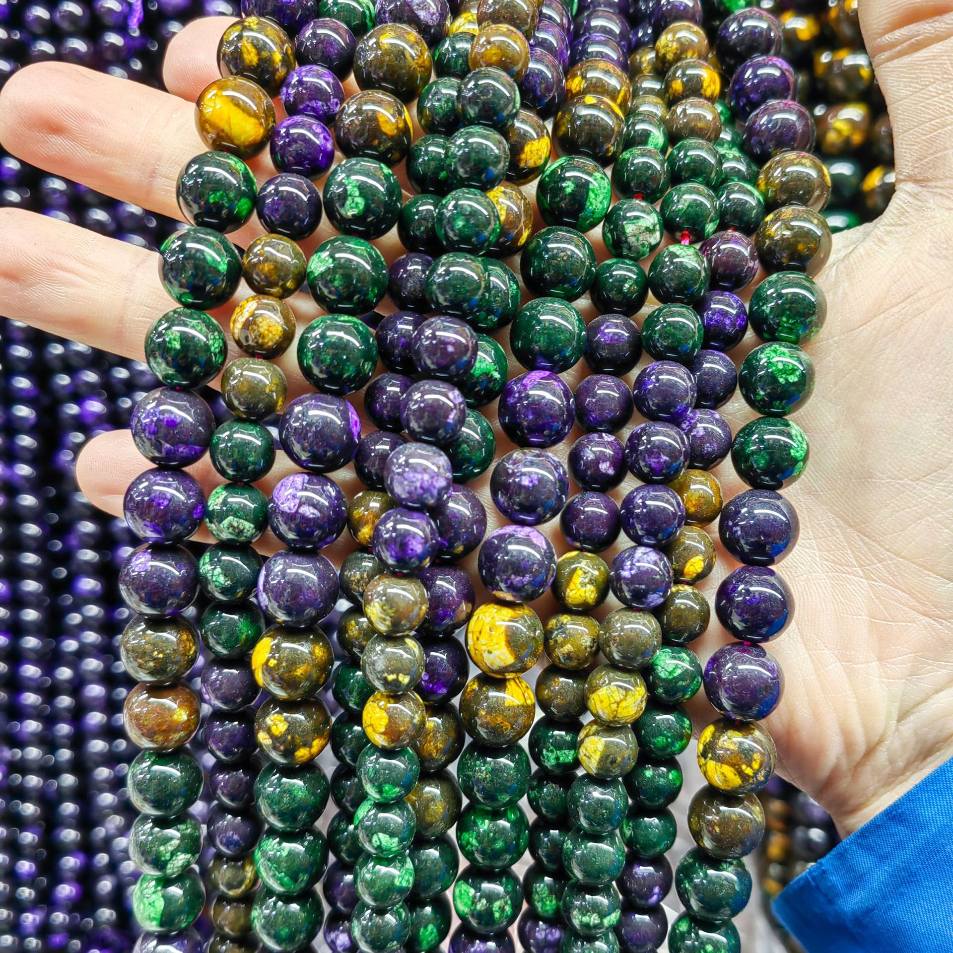 Three Lives Stone - Seven Colors 4mm