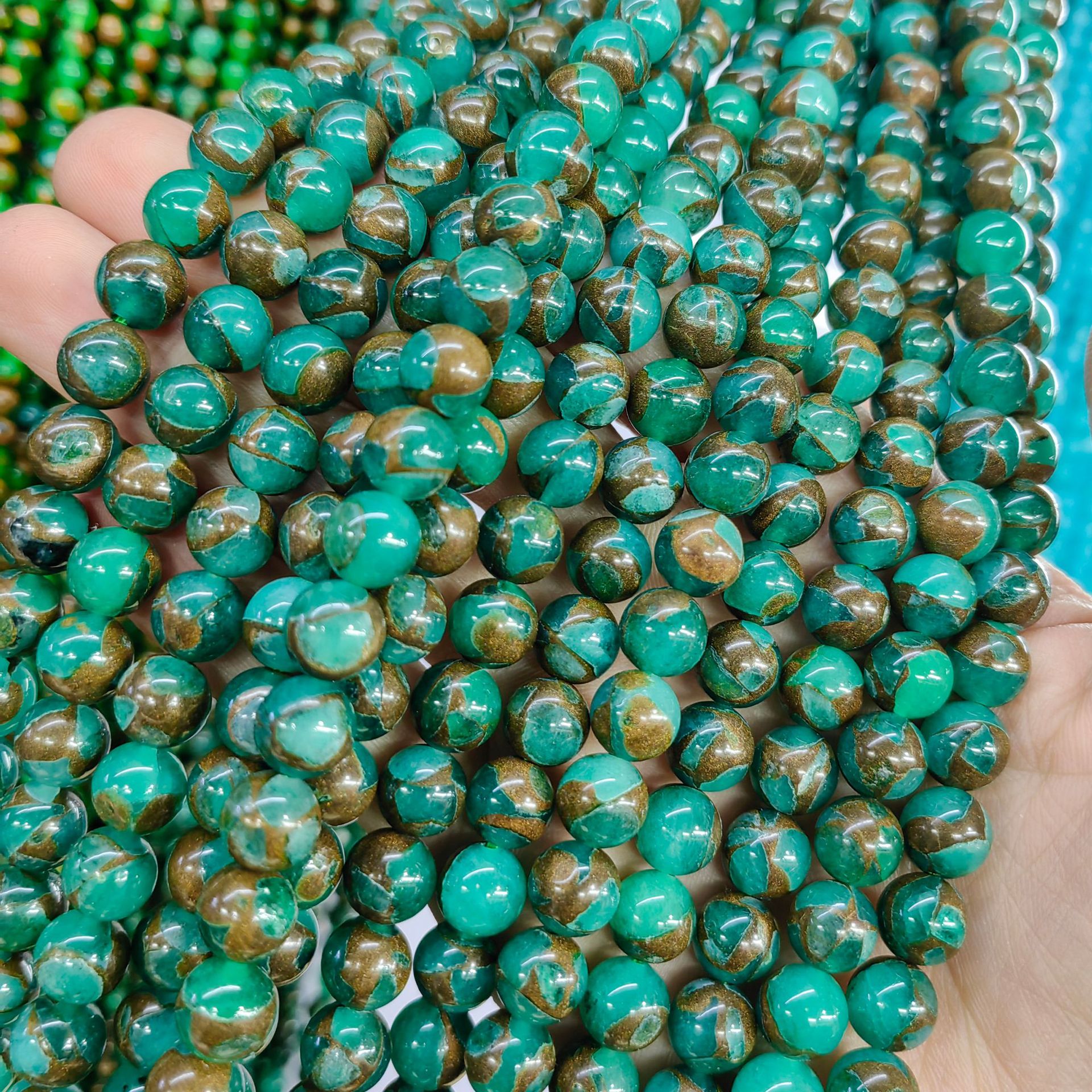 Golden Color Stone - Green 8mm