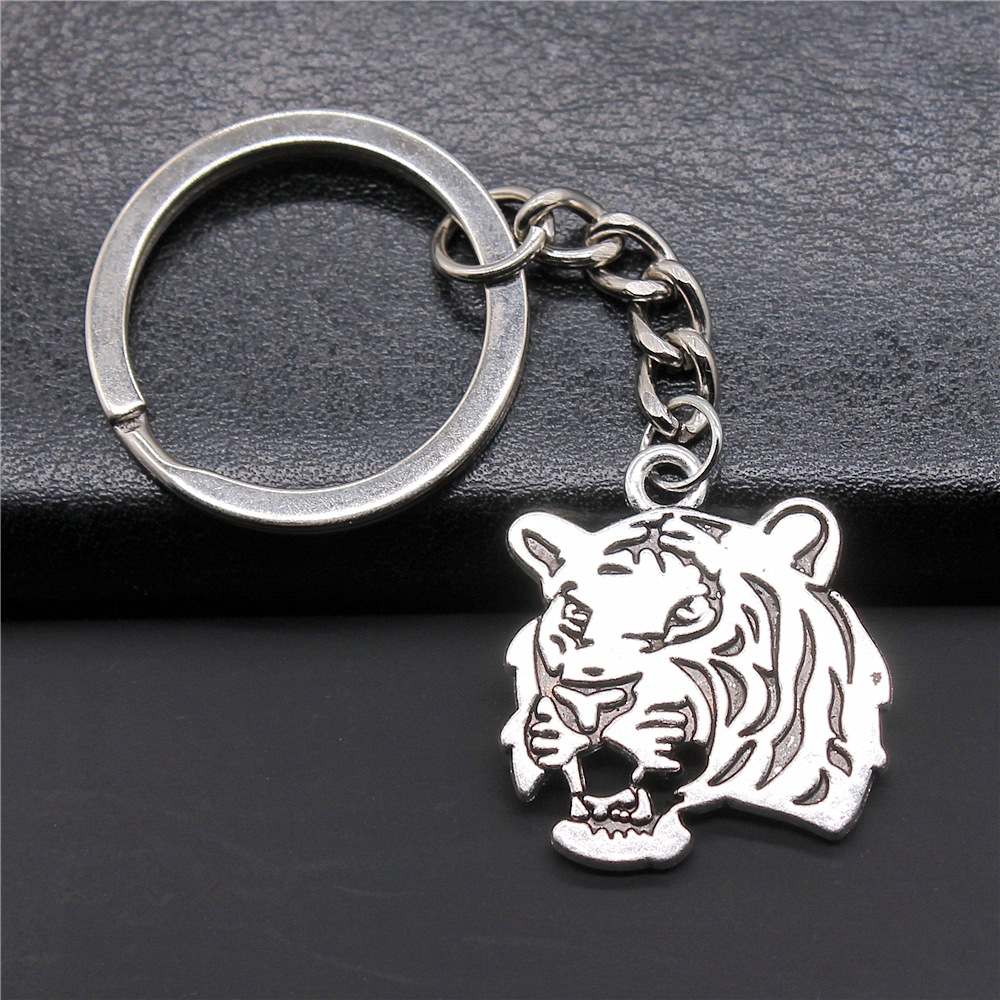 1:antique color argento