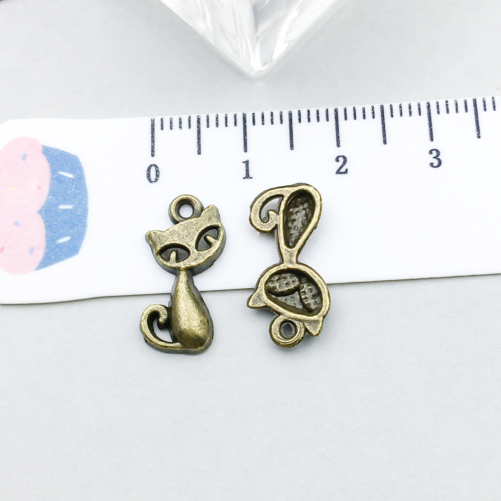 2:1 ancient green cat 10*17mm