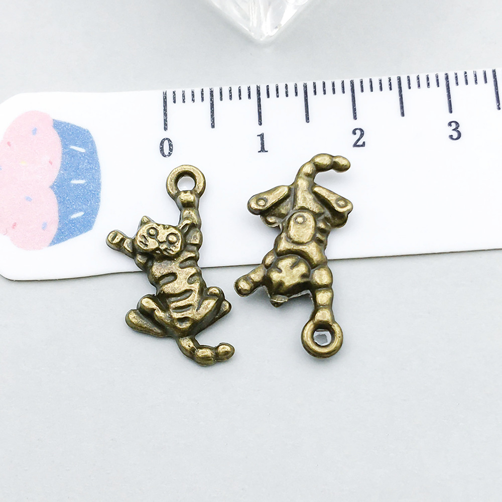 12:1 ancient green cat 21*11mm