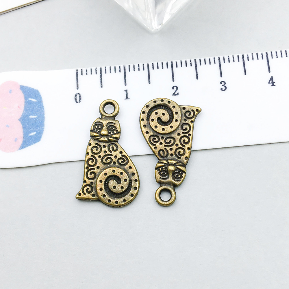 21:1 ancient green circle cat 21*12mm