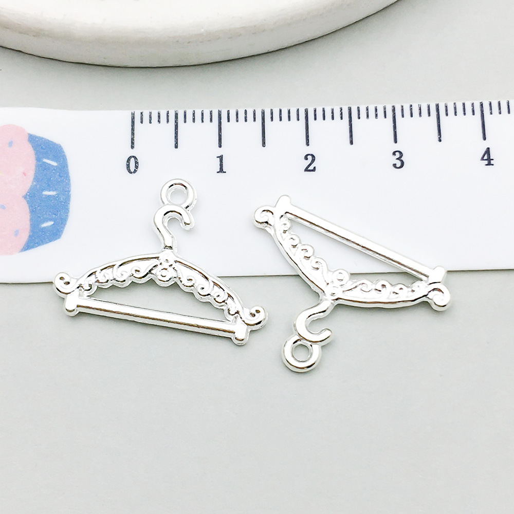 13:1 bright silver clothes hanger 24*17mm