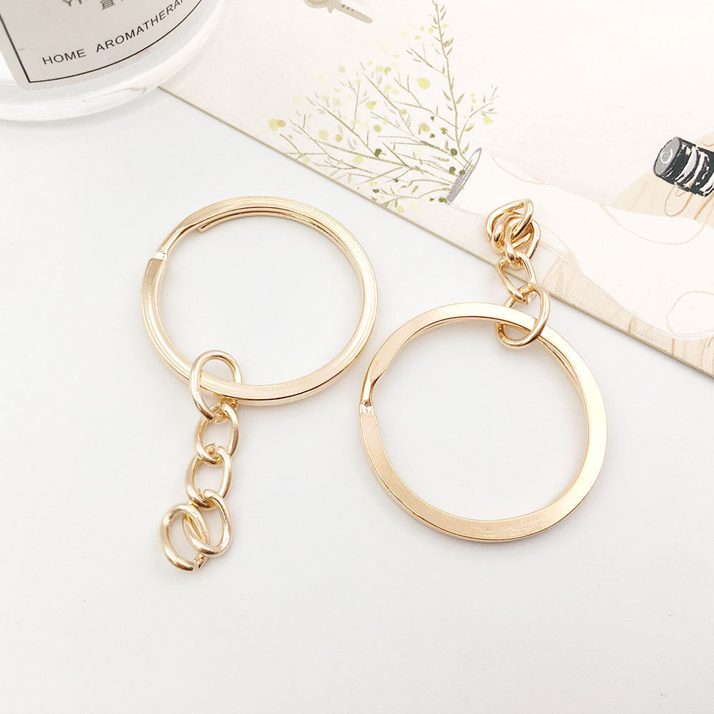 KC Golden key ring with chain 30mm