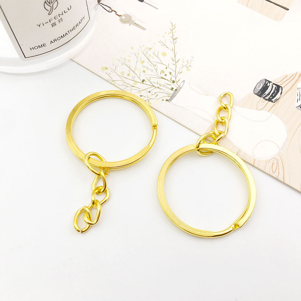 Gold key ring with chain 30mm